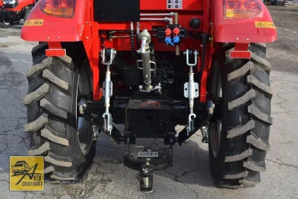 Трактор Dongfeng DF-504 с погрузчиком FEL-500